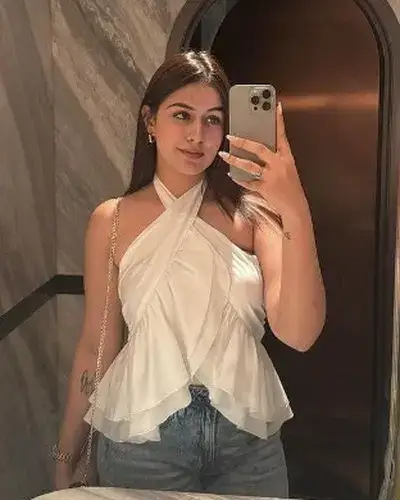 Escorts In Ladnu